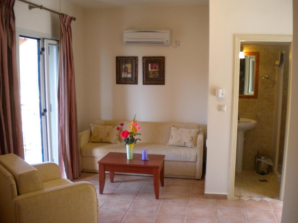 Garden Villas Ajía Effimía Kültér fotó
